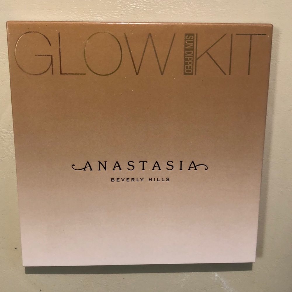 Anastasia Beverly Hills Glow Sundipped Highlighter